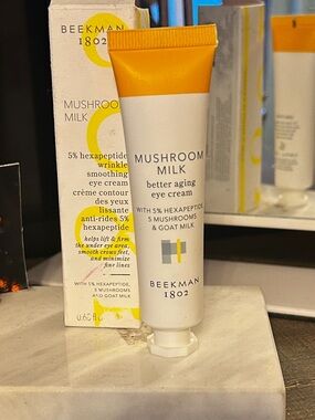 BEEKMAN I802 Better Aging Wrinkle Smoothing Eye Cream - Mushroom and Goat Milk